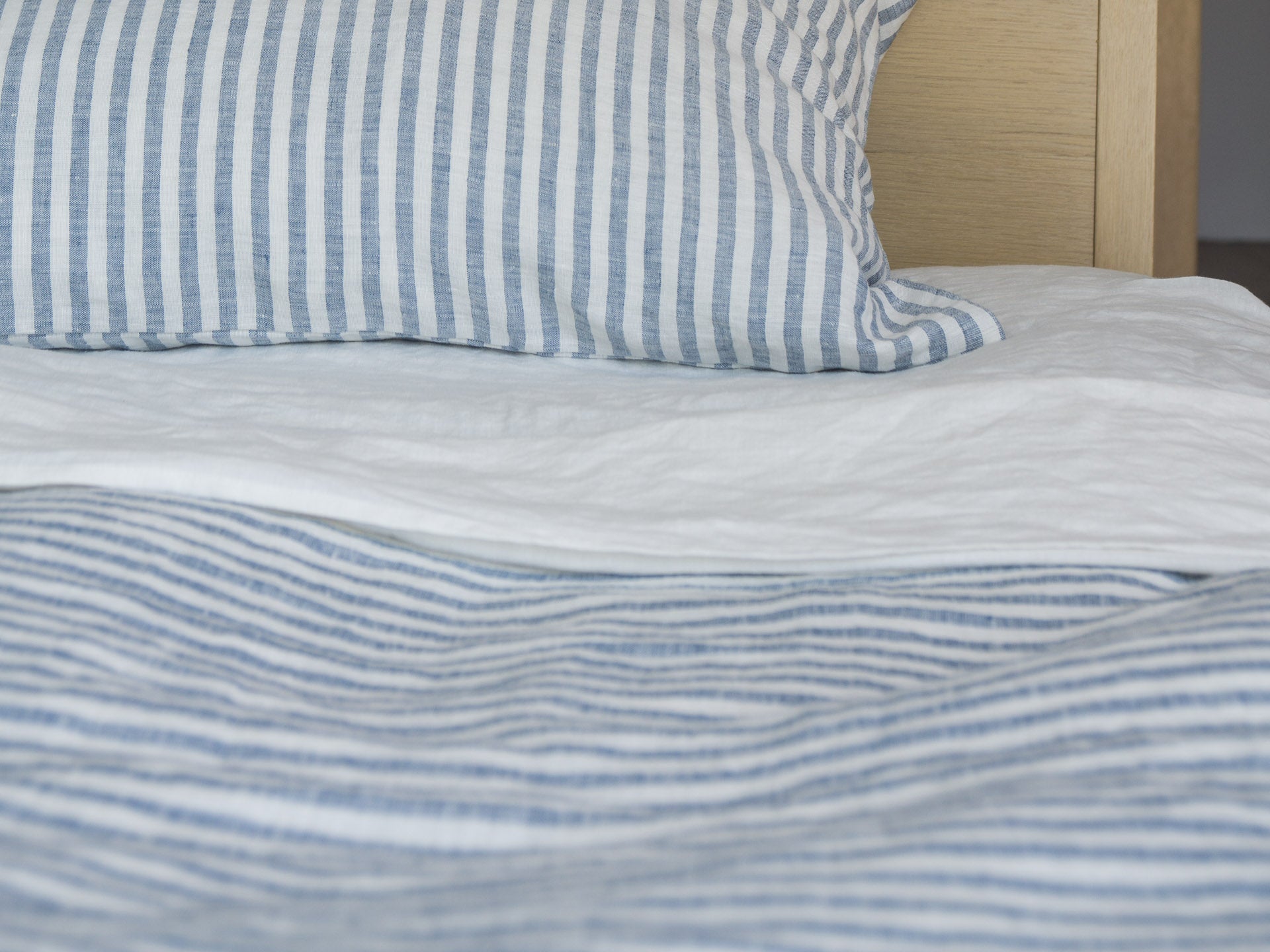 Lagodie - Riviera Blue Striped Bedding on Single Bed